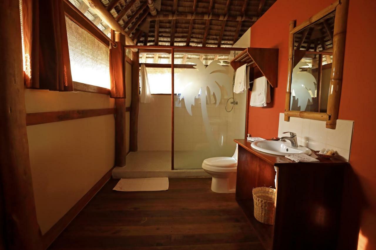 Barry'S Beach Resort Mkwaja Exterior foto